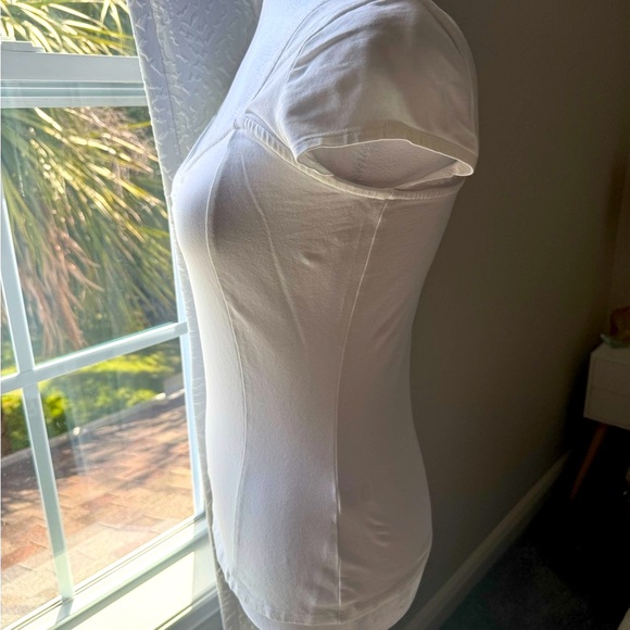 Venus White Top - Picture 2 of 4